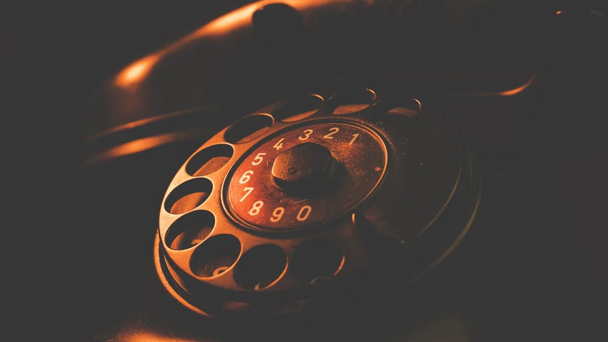 Téléphone fixe vintage sur bureau — chargement sur IPBX
